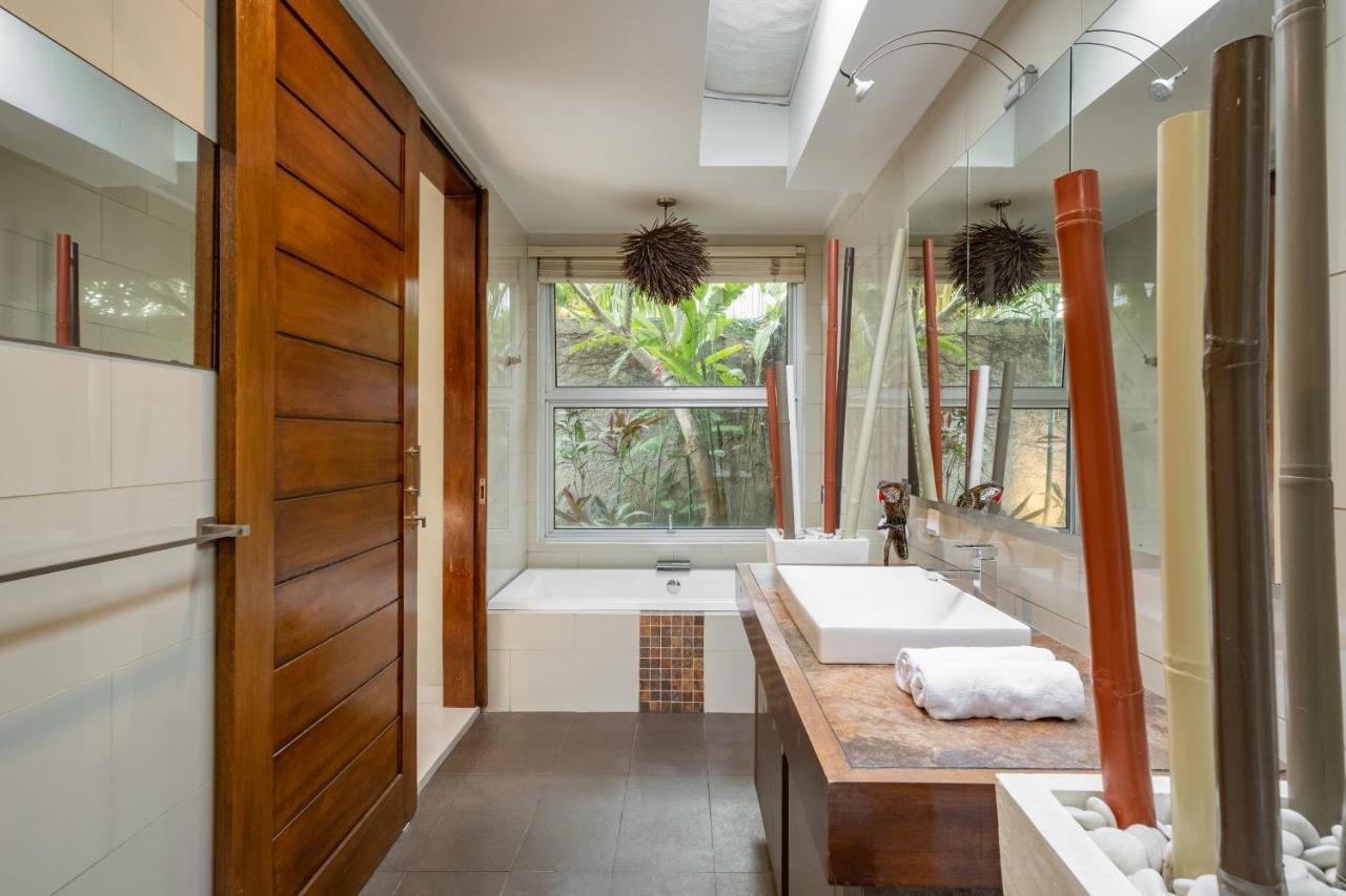 Villa 500m2 With 14m Pool, Bbq, Pinball - Seminyak (Bali)