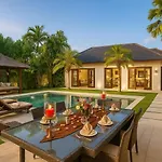 Villa 500M2 With 14M Pool, Bbq, Pinball - Seminyak
